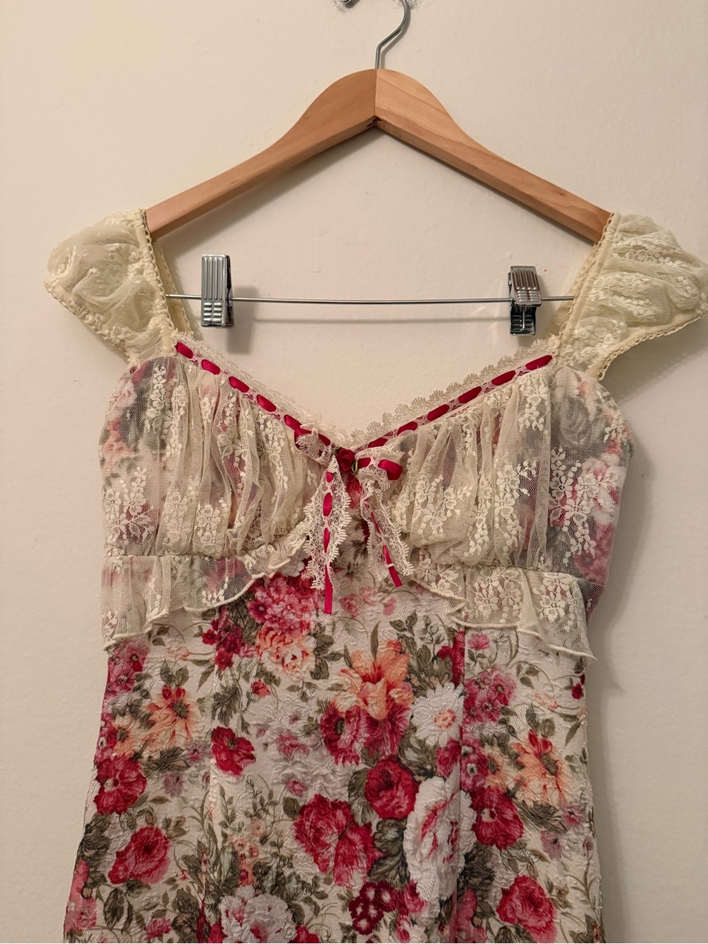 Lace made ISABELLA'S VINTAGE ROSE SLIP - Picture 7 of 9